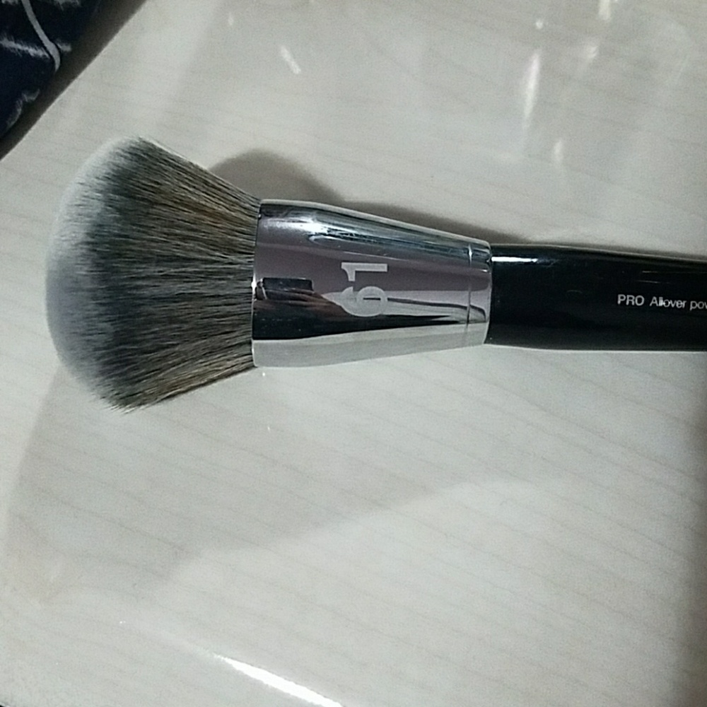 Sephora #61 brush- all over powder brush